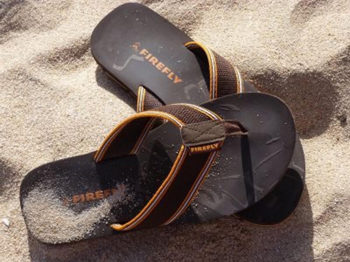 beach sandals with arch support