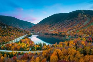 These 10 Best Kayaking Fall Hikes in the USA Will Mesmerize You!